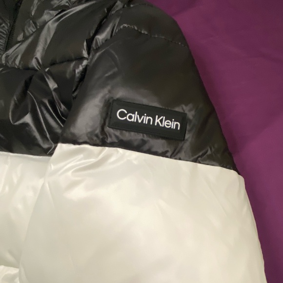 Calvin Klein Sorona Aura Black And White Puffer Coat - Picture 6 of 11